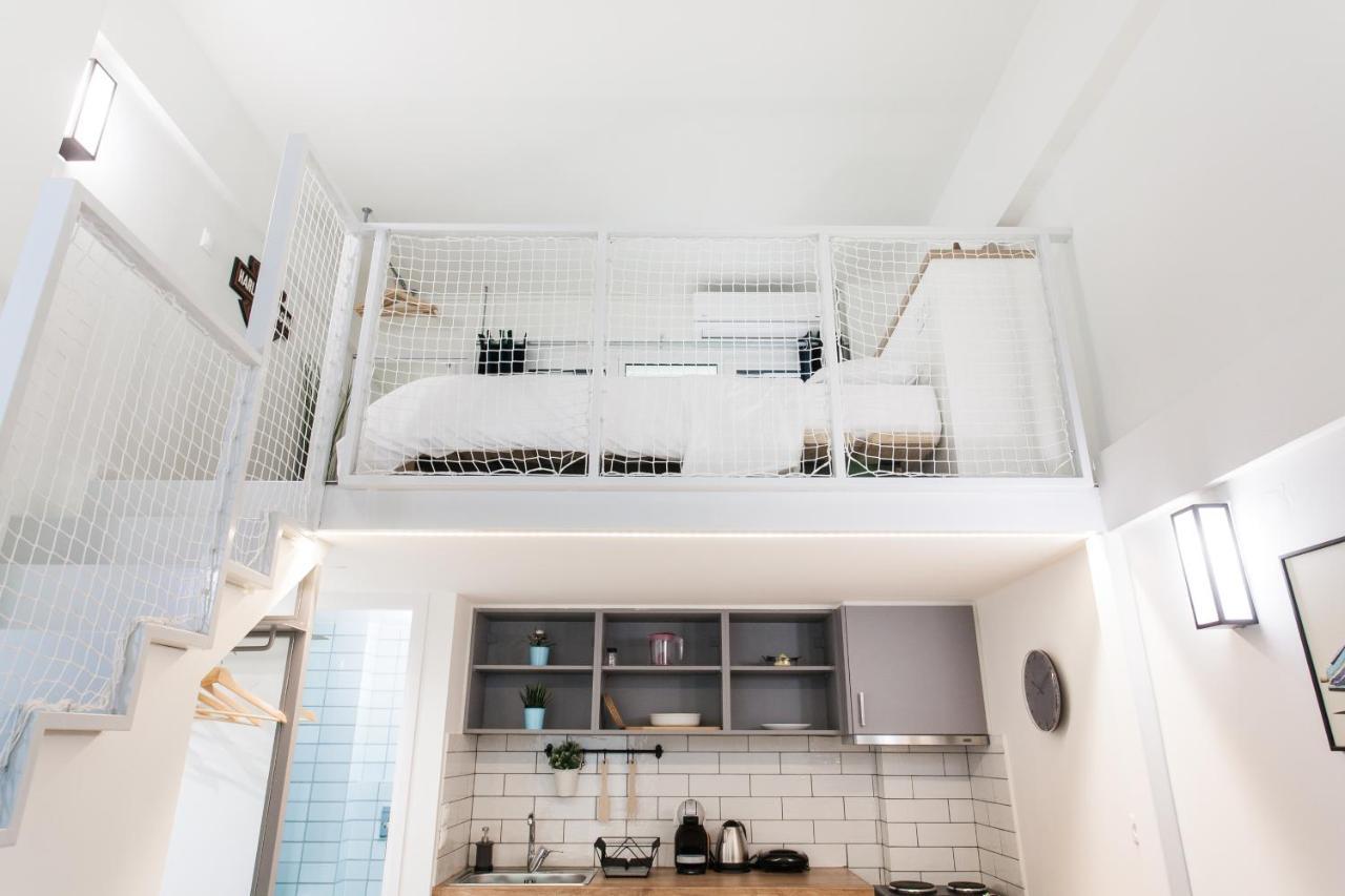 Be Based In This Groovy Loft In The City Center!! أثينا المظهر الخارجي الصورة